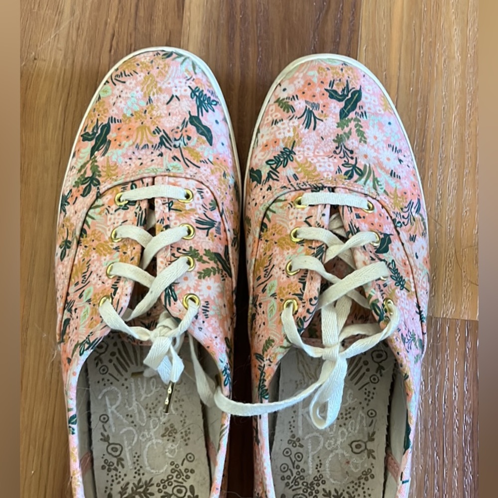 EXCELLENT condition 💓 Rifle Paper Co. Floral Keds Sneakers Pink